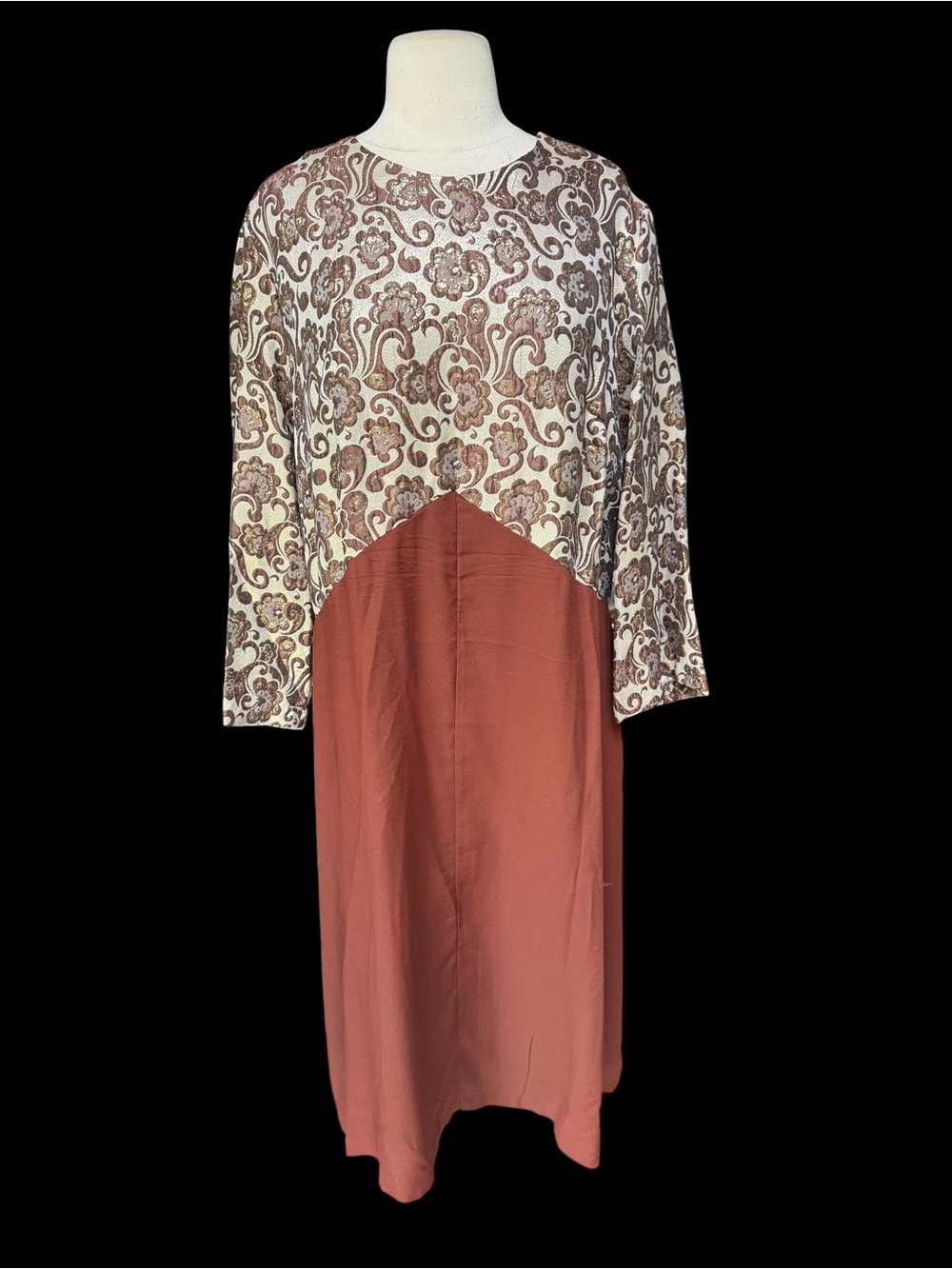 Late 60s/70s Metallic Floral Brocade Terracotta Poly Pebble Crepe A-Line Shift D